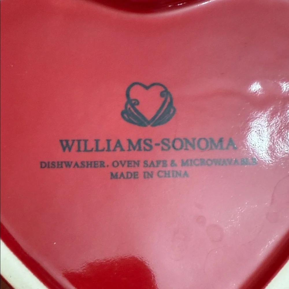 Williams Sonoma Heart-Shaped Ceramic Dish Set - Red, Pink, Orange, Purple